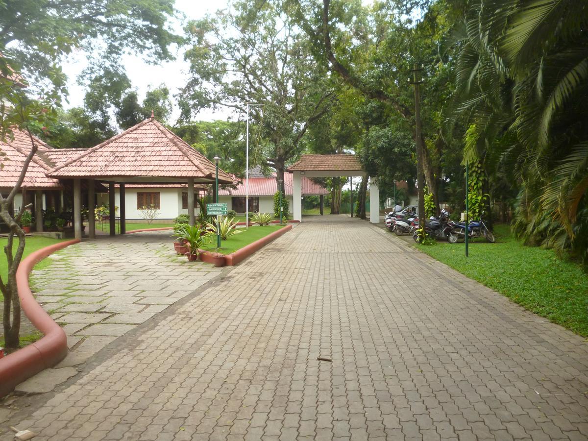 Ktdc Kumarakom Gateway Resort Alappuzha ภายนอก รูปภาพ